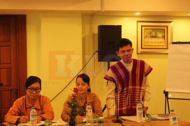 ကရင်စာသင်ကြားရေး