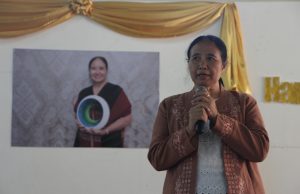 လူ့အခွင့်အရေး ငြိမ်းချမ်းရေး မြှင့်တင်ဆောင်ရွက်ကြရန် မွေးနေ့တွင် ဒေါက်တာစင်သီယာမောင်တိုက်တွန်း