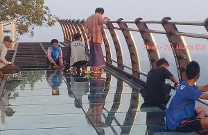 ဇွဲကပင်တောင် စေတီရင်ပြင်တော် တိုးချဲ့လုပ်ငန်းကို လာမယ့် တပေါင်းလပြည့် ဘုရားပွဲတော်မှာ အပြီးသတ်ဆောင်ရွက်ဖို့ စီစဉ်ထားပေမဲ့လည်း ဆောက်လုပ်ရေးလုပ်ငန်းမပြီးသေး