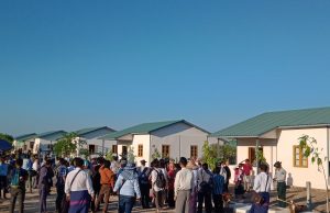 စစ်ဘေးရှောင်ဒုက္ခသည်တွေအတွက် ရည်ရွယ်ဆောက်လုပ်ထားတဲ့ ကရင်ပြည်နယ်၊ မြဝတီမြို့နယ်၊ လေးကေကော်မြို့သစ်မှာ ဂျပန်နိုင်ငံ၊ နီပွန်ဖောင်ဒေးရှင်းက အိမ်အလုံး ၂၀ဝ ထပ်မံဆောက်လုပ် လှူဒါန်းခဲ့ပါတယ်။