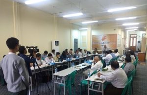 ပုံနှိပ်မီဒီယာရေရှည်ရပ်တည်ရေးမီဒီယာကောင်စီနှင့် ပုံနှိပ်မီဒီယာများဆွေးနွေး