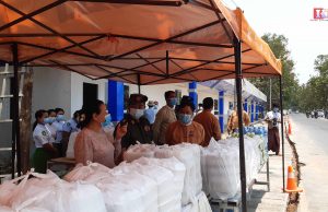 နေရပ်ပြန်လာမည့်သူများအား စိုးရိမ်မှုမလွန်ကဲဘဲ နွေးထွေးမှုဖြင့် ဝိုင်းဝန်းကူညီဖို့ ကရင်ပြည်နယ်ဝန်ကြီးချုပ် တိုက်တွန်း