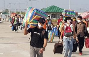 အထောက်အထားမပြည့်စုံသူ နေရပ်ပြန်များ ငွေကြေးတောင်းခံမှု မပေးနိုင်၍ အချုပ်ကျခံနေရ