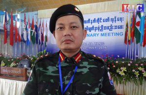 ဆက်သွယ်မေးမြန်းခြင်း (အင်တာဗျူး)