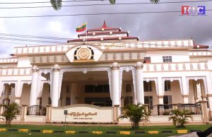 ပြည်နယ်ဝန်ကြီးများအိမ်ရာနှင့် လွှတ်တော်ရုံးကို စစ်တပ်ကင်းချထား မြို့တွင်း ပုံမှန်သွားလာ
