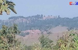 စစ်ကောင်စီတပ်မှ လေယာဉ်နှင့်ဗုံးကြဲပြီး လက်နက်ကြီးပစ်ခတ်မှုများရှိခဲ့သည့် လေးကေကော်ဒေသကို ယနေ့နံနက်လက်နက်ကြီးများဖြင့် ထပ်မံပစ်ခတ်