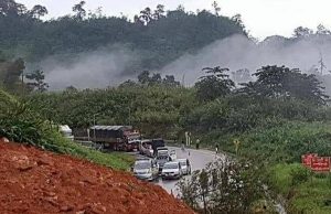 မြဝတီ-ကော့ကရိတ်အာရှလမ်းပိုင်း တောနော်ရေတံခွန်အနီးရှိတံတား ပြုပြင်ရန်ရှိ၍ ကုန်တင်ယာဉ်များသွားလာခွင့် ရက်ပိုင်းပိတ်မည်