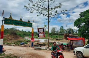 သင်္ကြန်စည်ကားရန် သောင်ရင်းမြစ်ကမ်း ၃ နေရာတွင် ရေပေါ်ဈေးဆောက်