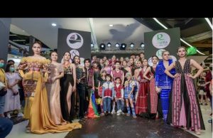 The first Karen traditional fashion show in Mae Sot, Thailand organized by Klee Po Shop