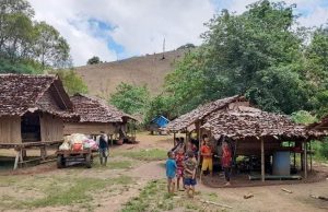 ၃ တပ်ကွေ့နှင့် ဥကရစ်ထတိုက်ပွဲများကြောင့် လမ်းပန်းဆက်သွယ်ရေး ပြတ်တောက်ပြီး ဒေသတွင်းကျေးရွာသားများအခက်တွေ့နေ