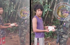 ကော်သူးလေ တပ်မဟာ(၅)ထံ လက်နက်ချပူးပေါင်းလာသည့် စစ်ကောင်စီတပ်သား (၂)ဦးအား ဆုငွေများချီးမြှင့်