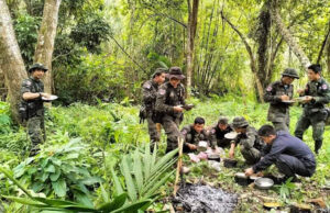 ကရင်တပ်ဖွဲ့အချင်းချင်း ညီညွတ်မှုရရှိရန် အမြန်ဆုံးညှိနှိုင်းပေးစေလိုဟု KTLA ရဲဘော်များပြောဆို