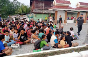ကျေးရွာတွင်း ပစ်ခတ်မှုများကြောင့် ဒေသခံရာချီ ထိုင်းဘက်ခြမ်းသို့ ထွက်ပြေးတိမ်းရှောင်နေရ