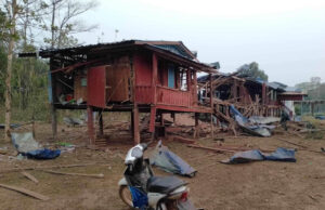 စစ်ကောင်စီလေကြောင်းတိုက်ခိုက်မှုကြောင့် အဇင်းနှင့်မိတန်ရွာတွင် စစ်ရှောင်လင်မယားနှစ်ဦးသေဆုံးပြီး နေအိမ်နှင့် စာသင်ကျောင်းများ ပျက်စီး