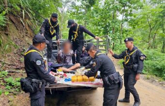 ထိုင်း-မြန်မာနယ်စပ်တွင် စိတ်ကြွဆေးပြား ၅ သောင်းနှင့် ရွှေ့ပြောင်းလုပ်သား ၄ ဦး သယ်ဆောင်လာသော ယာဥ်တစ်စီးကို ဖမ်းဆီး