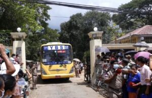 နိုင်ငံရေးအကျဉ်းသားလွှတ်ပေးမှုသည် စစ်အုပ်စု၏ ရာဇဝတ်မှုများကို ဖုံးကွယ်ရန် ကြိုးပမ်းခြင်းသာဖြစ်ကြောင်း AAPP ဝေဖန်