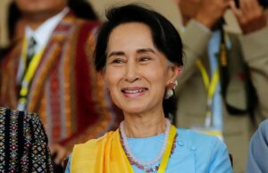 ဒေါ်အောင်ဆန်းစုကြည်နှင့်နိုင်ငံရေးအကျဥ်းသားများ ပြန်လွတ်ရေး ဝိုင်းဝန်းကြိုးပမ်းပေးရန် အရပ်ဖက်အဖွဲ့များတောင်းဆို