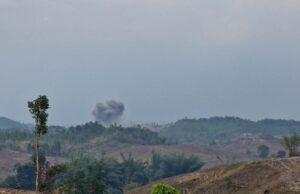 ဝေါလေဗျူဟာစခန်းသိမ်းတိုက်ပွဲ အရှိန်မြင့်လာ၍ စစ်အုပ်စုအပြင်းအထန်ခုခံနေ