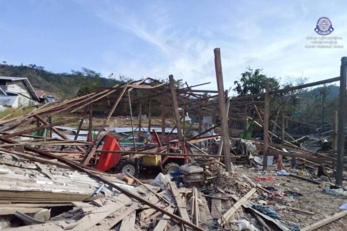 စစ်လက်နက်ကြောင့် ညောင်လေးပင်ခရိုင်တွင် တစ်လအတွင်း အရပ်သား (၅) ဦး သေဆုံးပြီး (၁၈) ဦး ဒဏ်ရာရ