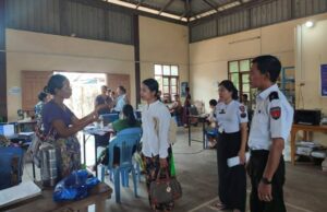 စမတ်ကတ်ပြုလုပ်မှုနှင့် သန်းခေါင်စာရင်းအချက်အလက်ပြင်ဆင်မှုတွင် ကော့ကရိတ် လဝက မှ ကျပ်သိန်းဂဏန်းအထိ ငွေတောင်း