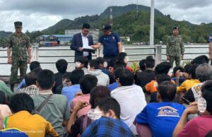 ထိုင်း၏ ပြည်နှင်ဒဏ်အမိန့်ကြောင့် ရွှေ့ပြောင်းမြန်မာများ စစ်အုပ်စုလက်ထဲ ရောက်သွားမည့် အရေး လှုပ်ရှားသူများ စိုးရိမ်