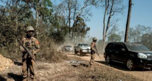 ကော့ကရိတ် ခြေမြန်တပ်ရင်း(၃)ခုအနီး CCTV တပ်၍ စစ်အုပ်စုက အသွားအလာစောင့်ကြည့်လျက်ရှိ